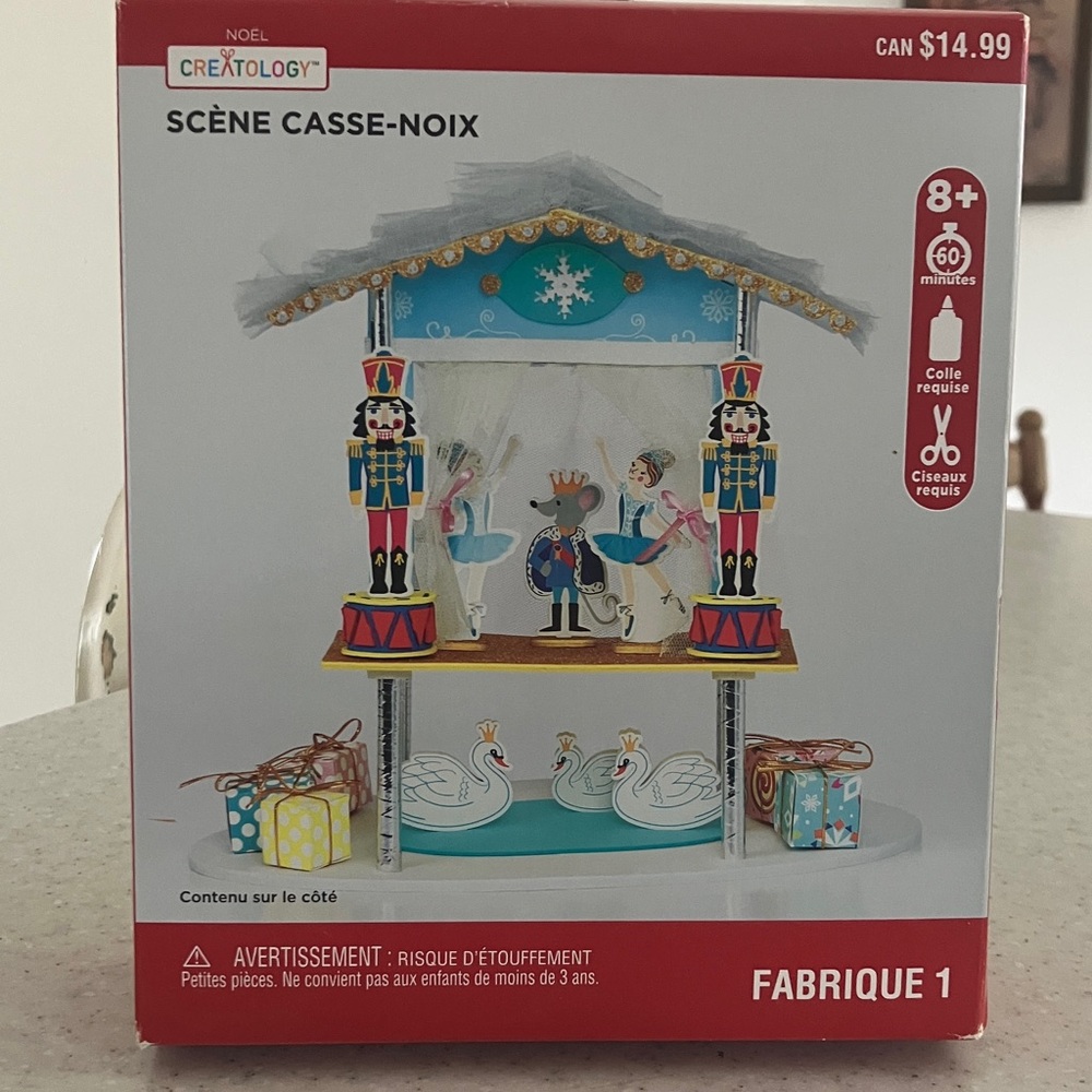 NWT DIY Nutcracker Stage - Do It Yourself Foam Paper Gauze Ribbon Rope Straws - Picture 2 of 7